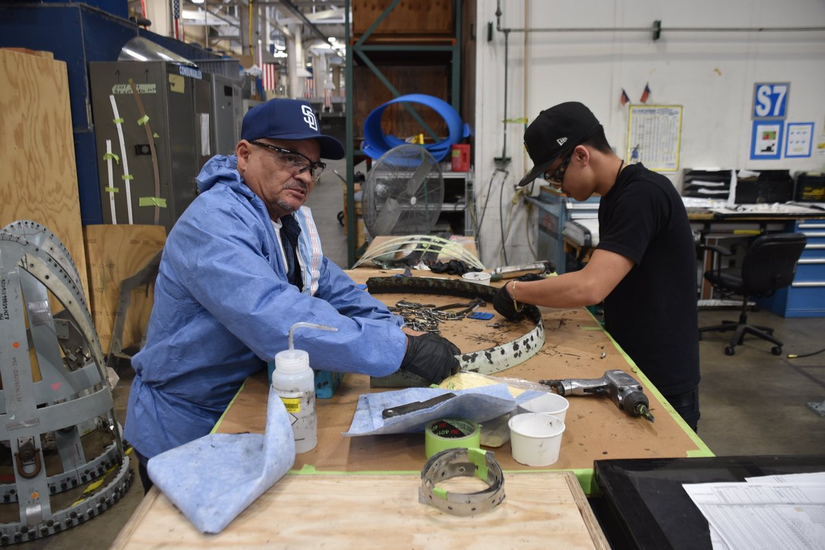 Fleet Readiness Center Southwest tweet media