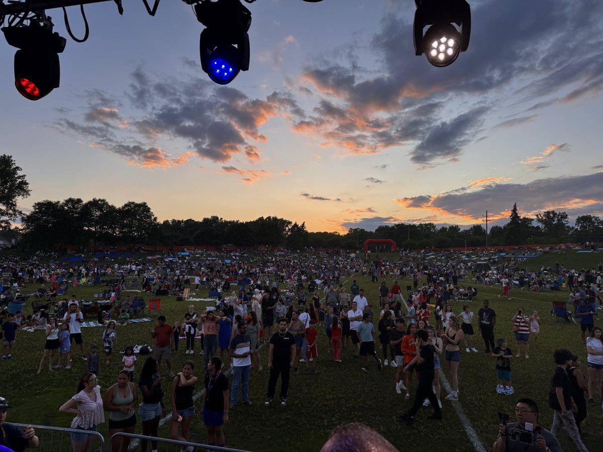 Excellent turnout and a fantastic evening at the Rochester Hills fireworks display. Our team did an outstanding job ensuring everyone's safety. K9 Deputy Max always busy greeting people.