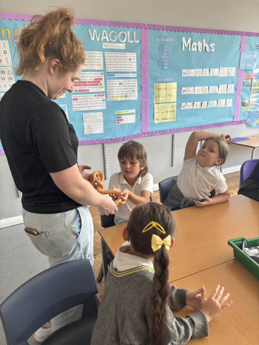 The William Hogarth School tweet media