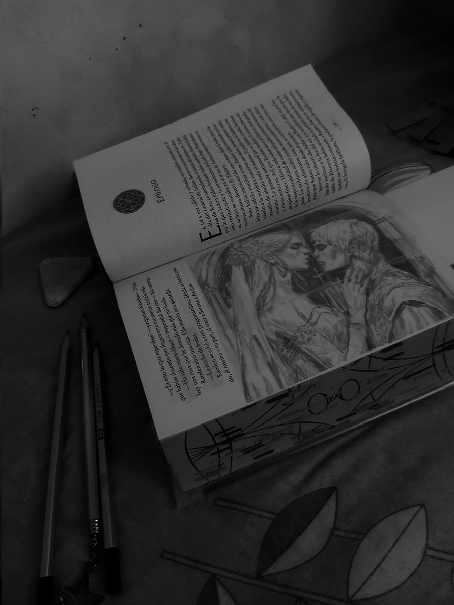 ✨️Raoden x Sarene✨️

Dibujito de cuando leí Elantris ♡ Ame el libro ~♡ 

#Cosmere