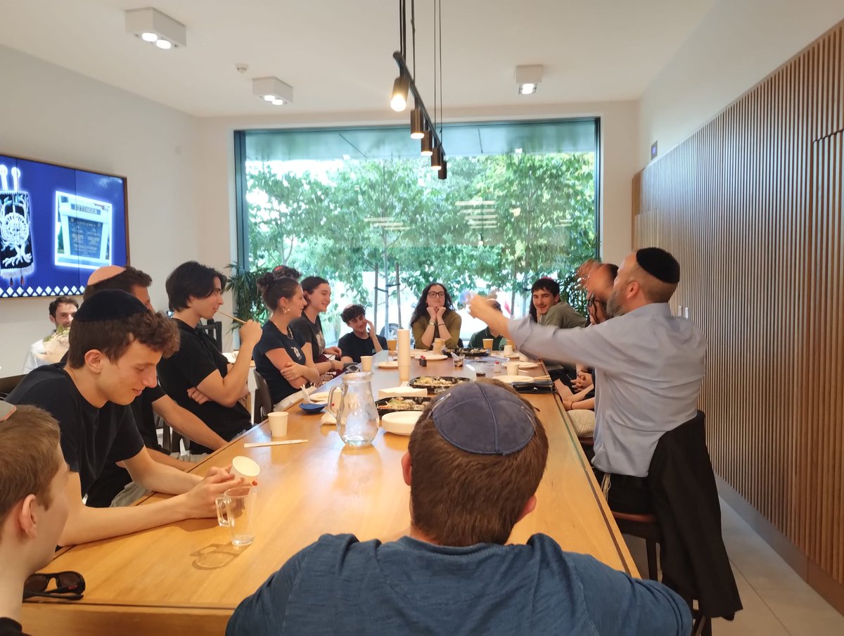 South Hampstead Synagogue tweet media