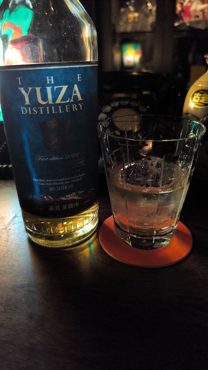 chamy_sputtery's tweet photo. 久しぶりのBar🍸️
アルコール度数は60％です😂 https://t.co/ZEYPRdIrZ1