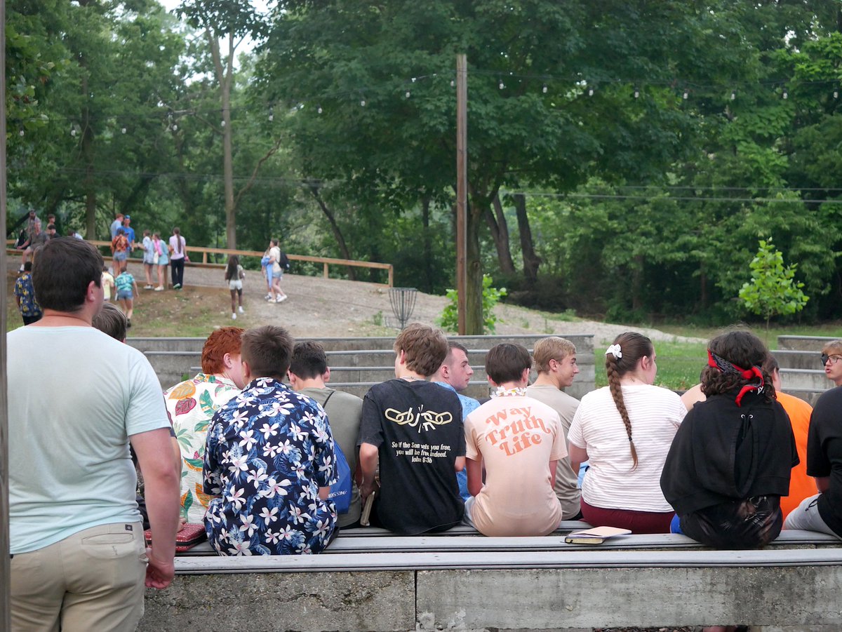 SpringboroBC's tweet photo. Our teens have had a POWERFUL week at camp this week! These students have had a chance to escape culture alongside of hundreds of local teens for a few days as they lean into their Creator. #Camp #RushCamp #Chautauqua https://t.co/WVIEZ8d9Im
