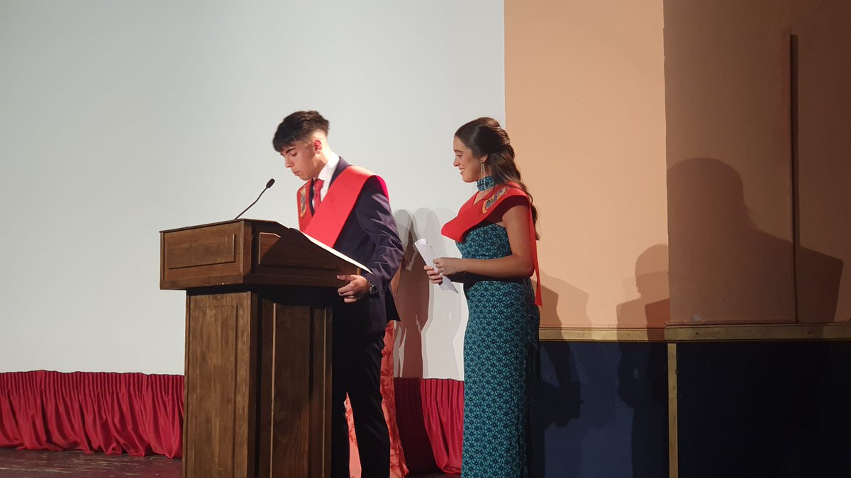 iesmariolopez's tweet photo. 🎓 Acto de Graduación de ESO y CFGB de Peluquería y Estética 

https://t.co/nPsMgbo0LJ 

#IESMarioLópez #Bujalance #ESO #CFGB #Graduación https://t.co/efHs3mhpdD