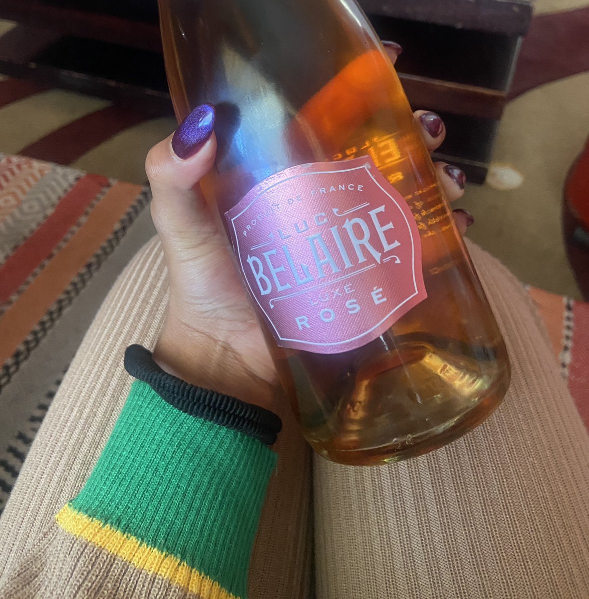 Musa_Khawula's tweet image. The last time Khanya Mkangisa's boyfriend and baby's father Desmond Williams was with his side chick was in a hotel on the 16th June 2025 and he had brought her a bottle of Belaire and it is to be believed that it belonged to Khanya Mkangisa.