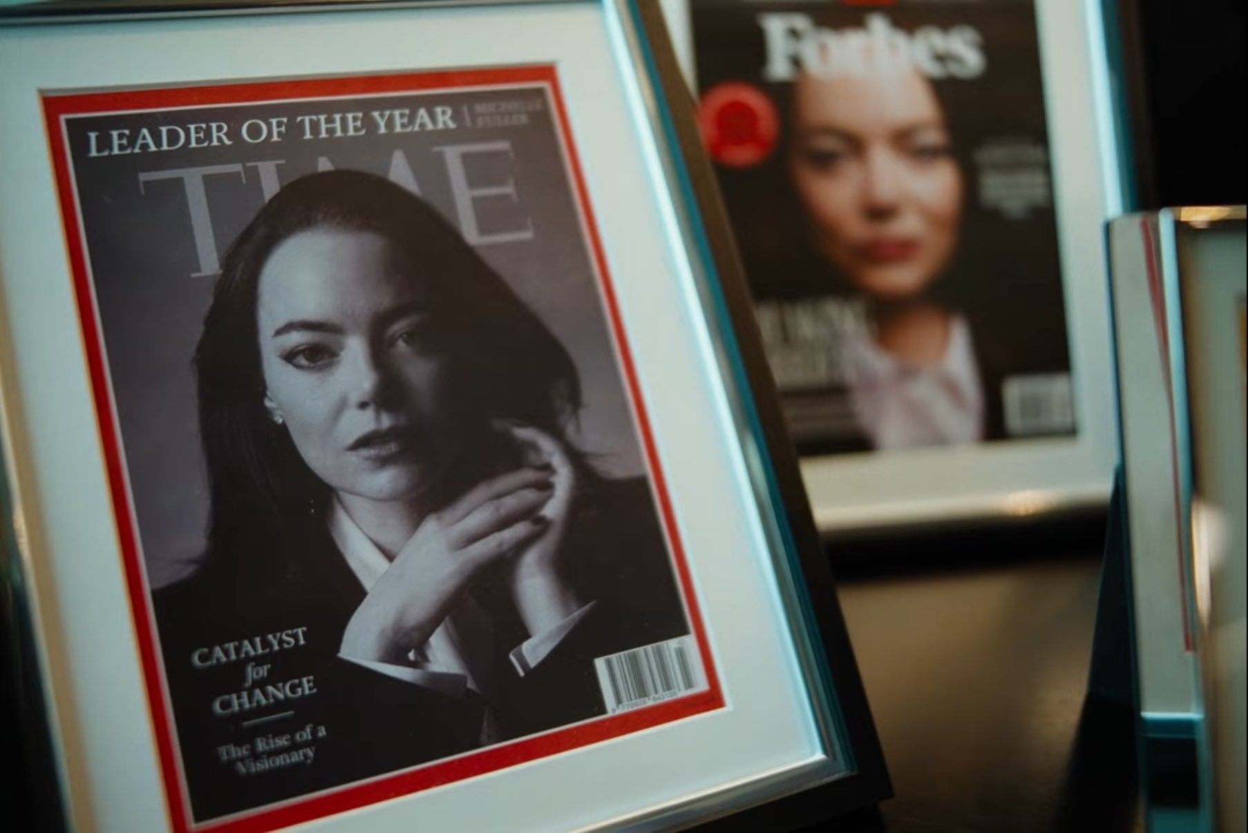 Emma Stone Jesse Plemons in Bugonia trailer door Yorgos Lanthimos