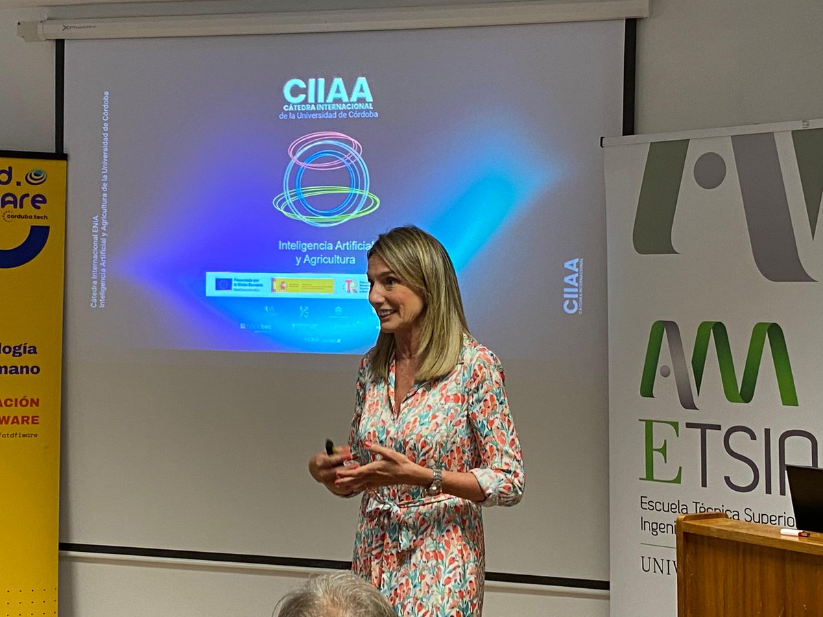 CatedraENIAgri's tweet photo. 🤝 Ayer, durante la visita de la delegación de la Fundación @FIWARE al Campus de Rabanales con motivo del nombramiento del Aula FIWARE #ATDFiware de la @Univcordoba como iHub de la red de iHubs de FIWARE, nuestra directora @RosaGallardo15 presentó a la @CatedraENIAgri de la UCO. https://t.co/1JX4fLFZOr