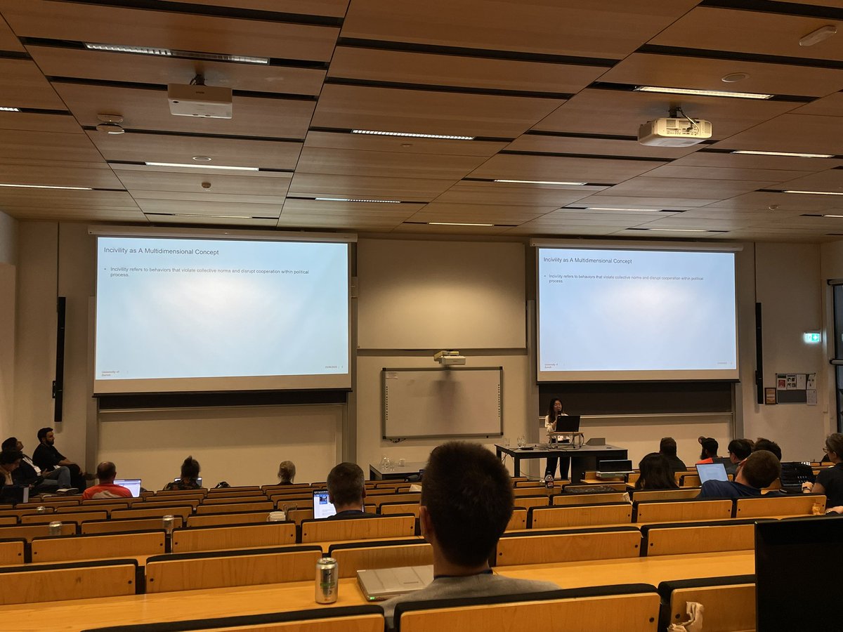 icwsm's tweet image. Day 3, afternoon sessions: online news, virality, political coordination and Reddit #icwsm
