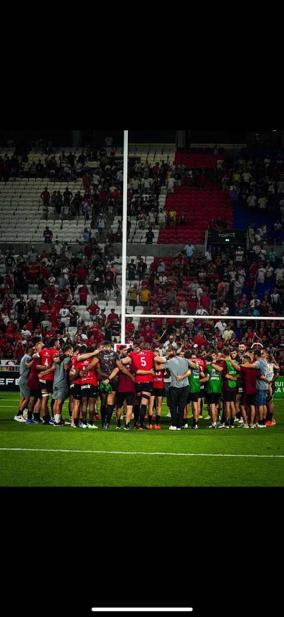 CoudercAntho's tweet image. 🔚 Fin de saison avec le @RCTofficiel 🏉 ! Pas la fin espérée, mais chaque moment de cette saison nous a permis d’en apprendre d’avantage. On reviendra plus forts, ensemble. Merci à tous pour le soutien, supporters, amis et familles, c’est important de vous sentir avec nous 🫶😉