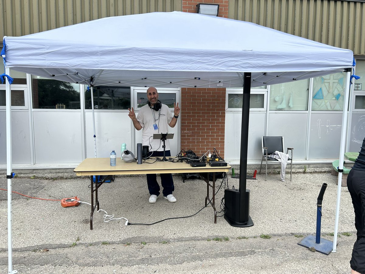 Piotrok's tweet image. Perfect day for our Play Day! @4catholiced @TCDSB_RDAddario @TCDSB @TrusteeDAmico