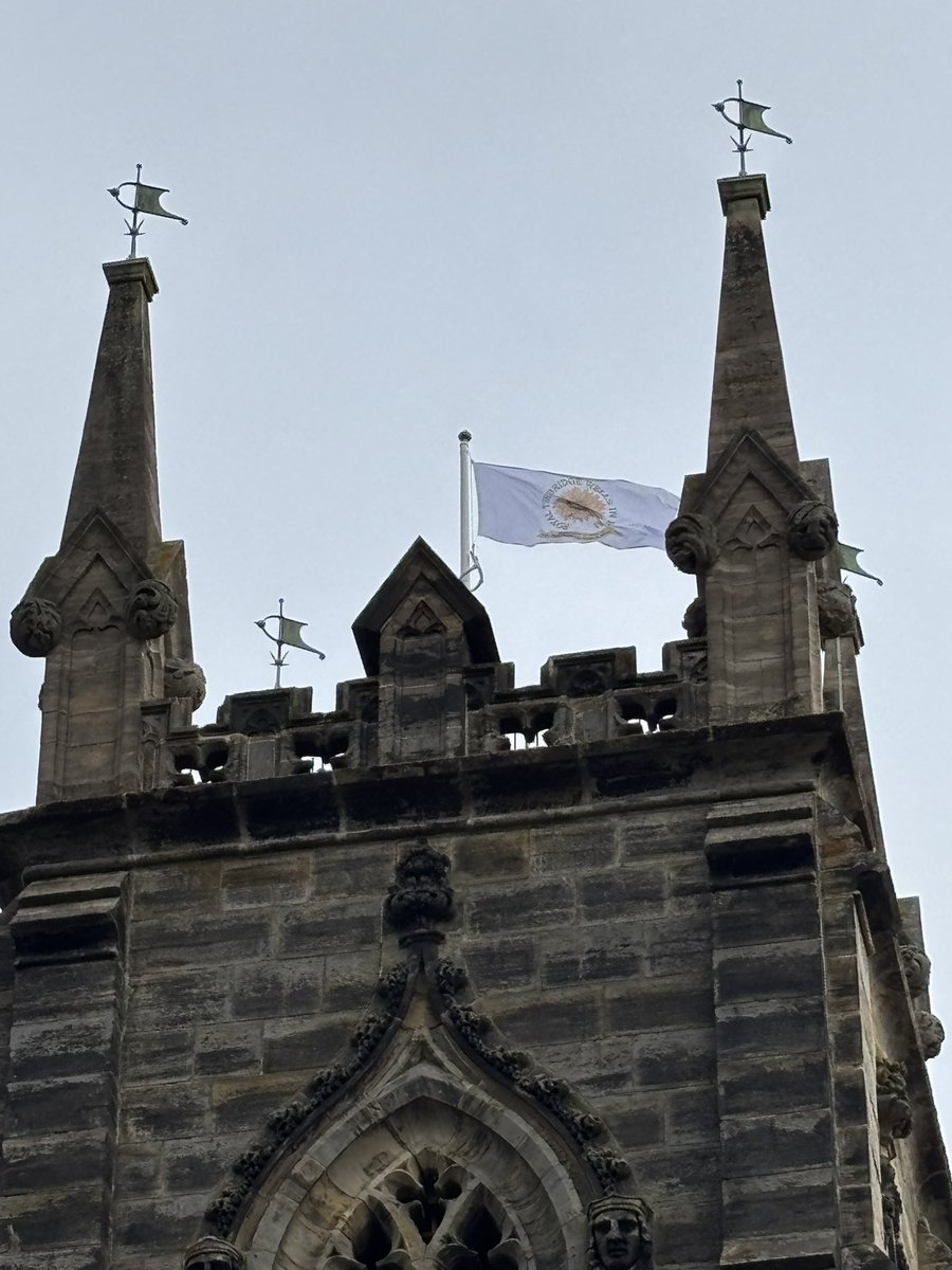 RTW in Bloom tweet media