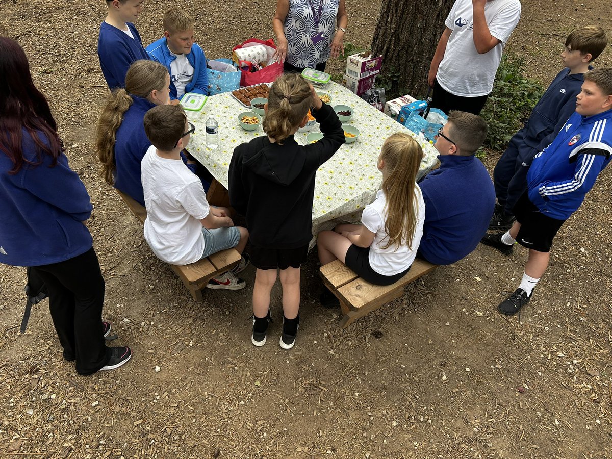 Norbridge_PE's tweet image. The Y6 Wellness trip has been a wonderful day, thank you for providing such a lovely experience as our students prepare to transition up to secondary school 🪵🚶🌲❤️@OaksPe
