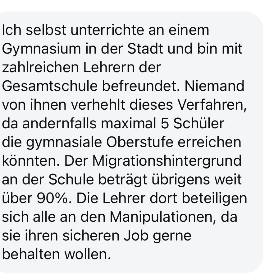 Was man von Lehrern für Nachrichten bekommt, ist wirklich nur noch erschreckend. 

Seit ich gestern etwas zum Thema Schule geteilt habe, erreicht mich wieder eine Flut dieser Nachrichten. Das ist einfach so wild. Unser Bildungssystem geht komplett den Bach runter.