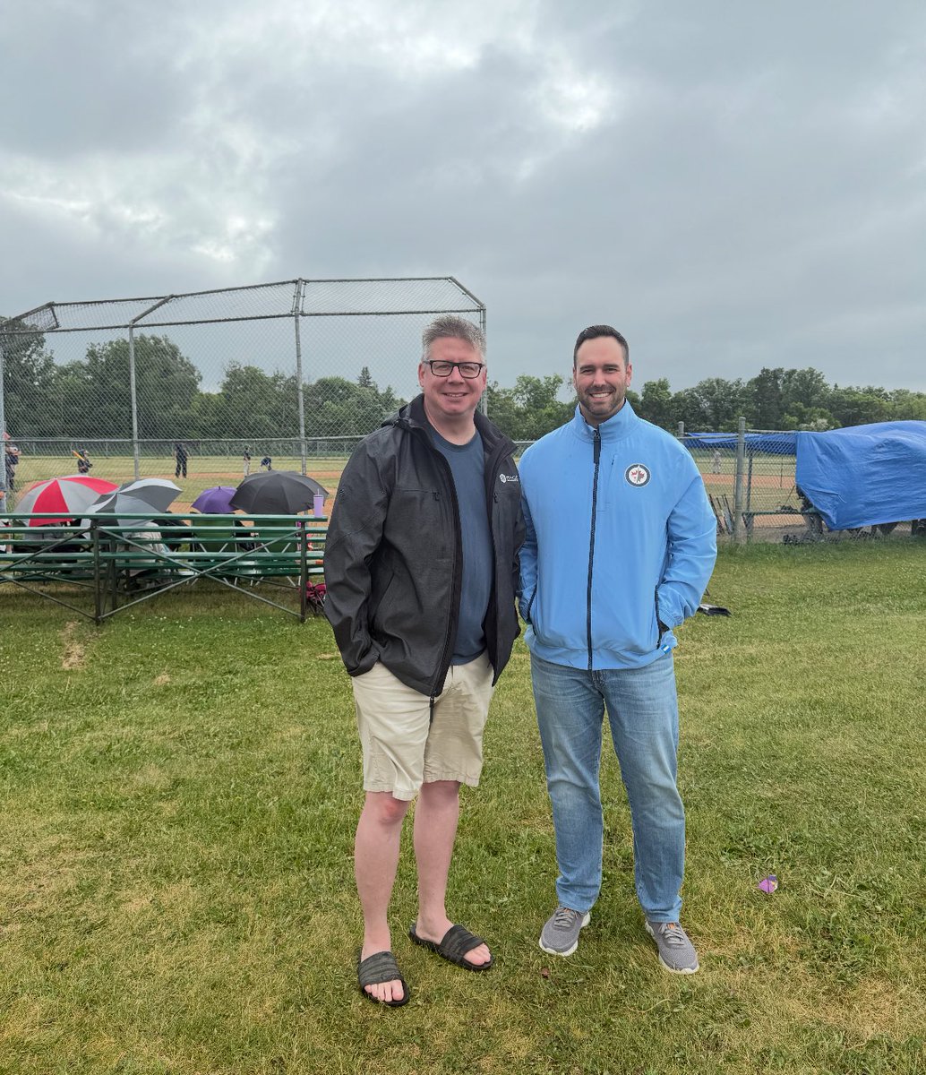 BenCarrwpg's tweet image. This past weekend, we proudly celebrated the 80th anniversary of the Fort Garry Community Centre.
It was a wonderful afternoon of connection, celebration, and reflection on eight decades of community service and engagement. Thank you to all who joined us to mark this important…