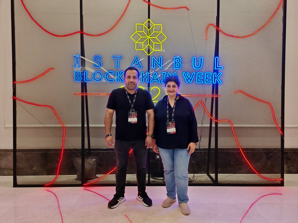Gülen (@gulencrypto) on Twitter photo #IBW2025 etkinlikleri başlasın.
Hep gezmiyoruz <a href="/Wind_Crypto/">WindCrypto 🐿</a> hocamla ciddili çalıştık 😎
Dostlarımızla bir araya geldik .
Konuştuk tanıştık <a href="/yakupakbaba34/">Yakup akbaba</a>
Çok güzeldin <a href="/IstanbulBlockWk/">Istanbul Blockchain Week</a> #IBW2025 etkinlikleri başlasın.
Hep gezmiyoruz <a href="/Wind_Crypto/">WindCrypto 🐿</a> hocamla ciddili çalıştık 😎
Dostlarımızla bir araya geldik .
Konuştuk tanıştık <a href="/yakupakbaba34/">Yakup akbaba</a>
Çok güzeldin <a href="/IstanbulBlockWk/">Istanbul Blockchain Week</a>