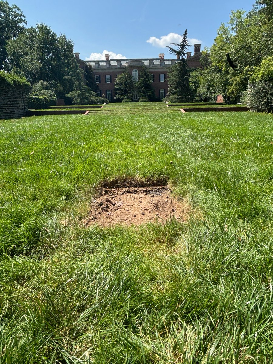 Everything reminds us of them 😔 

Farewell to 'The White House,' our latest contemporary art installation by Miami-based artist Santiago Montoya. We will miss these iconic pieces and are honored to have had this installation on our grounds. Stay tuned for our next installation!