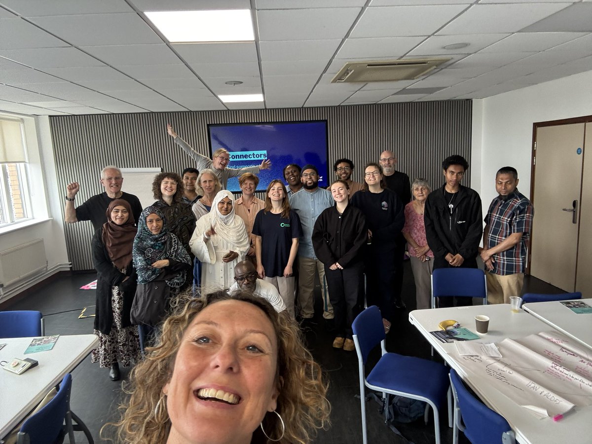 Roisin Cavanagh 🧡 tweet media