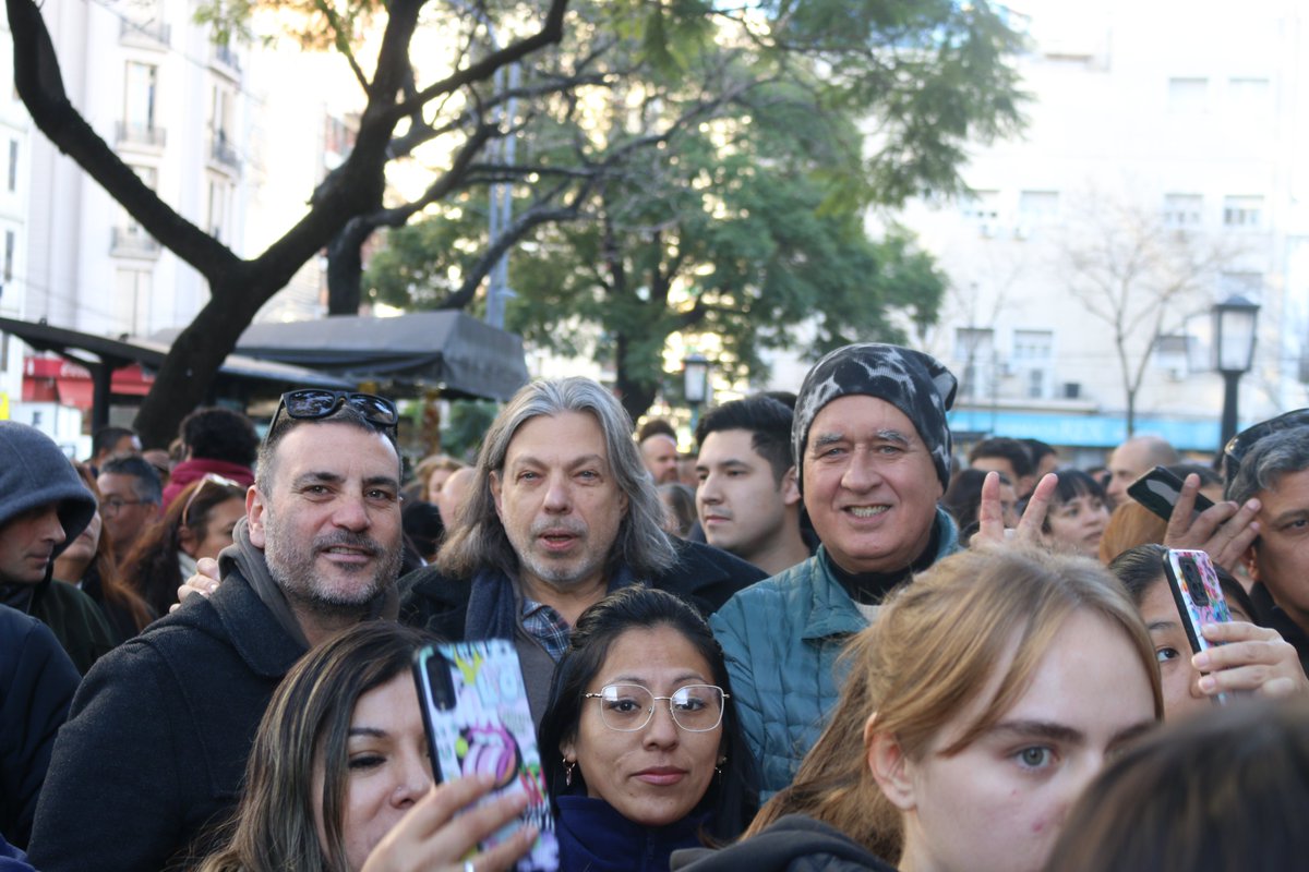 EL AJUSTE EN SALUD ENFERMA

En el marco de la jornada de visibilización en apoyo a la Ley de Financiamiento Universitario, junto a los compañeros/as de la <a href="/fatunoficial/">FATUN</a>, participamos del abrazo al Hospital de Clínicas organizado por <a href="/ADUBAArgentina/">ADUBA Argentina</a>  y <a href="/APUBA/">Prensa Apuba</a>