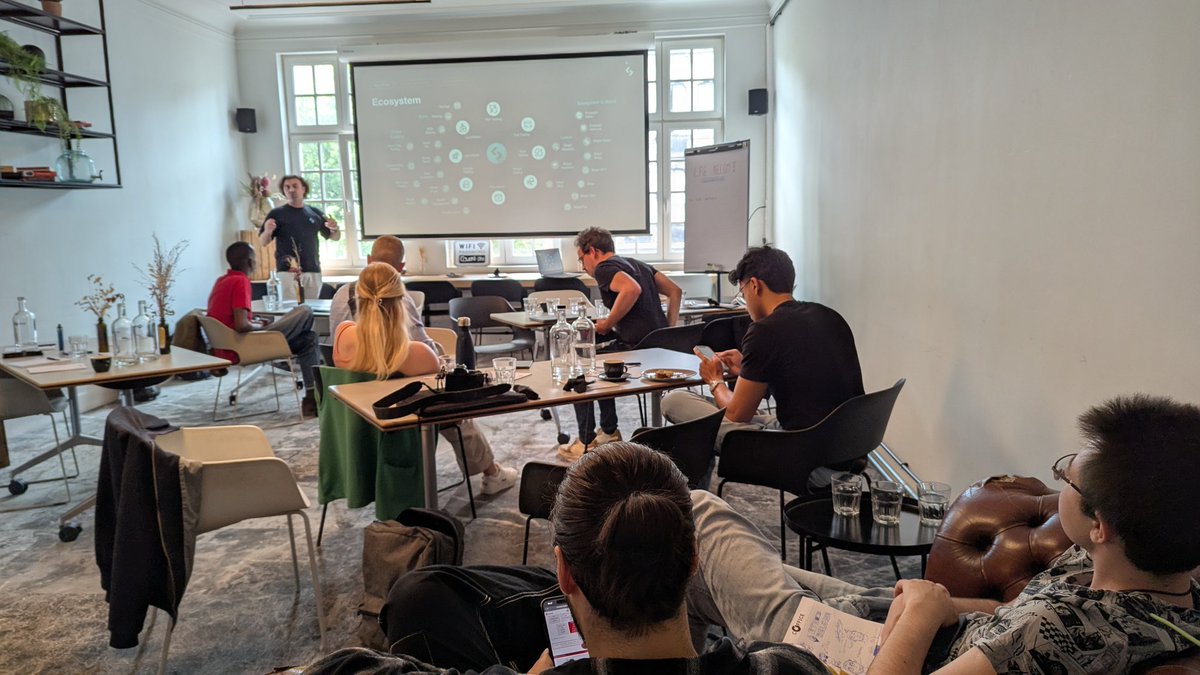 AlexanderVasylchenko tweet media