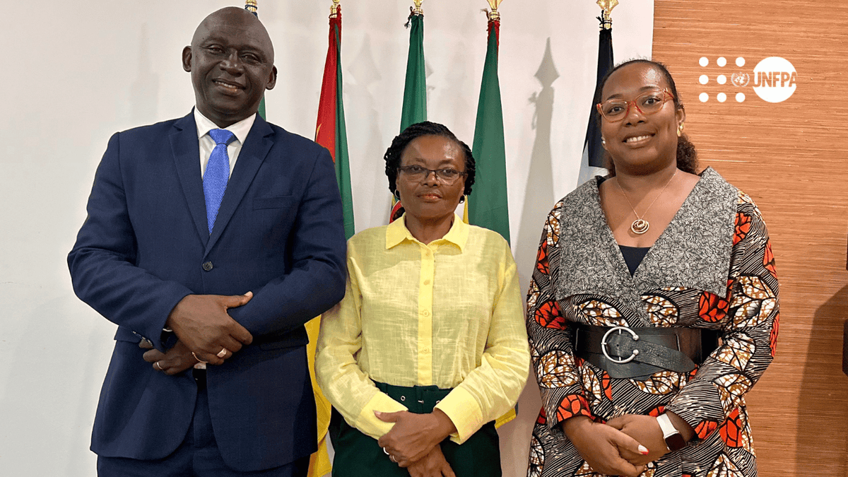 UNFPASaoTome's tweet photo. 🎓 No dia 11/06, o II Fórum Internacional da #CPLP debateu cooperação em educação com foco no empoderamento juvenil 🌍
O #FNUAP participou do Painel II com @UNICEF & PAM, abordando saúde escolar e #EducaçãoSexual Abrangente 💬
#Educação #Juventude #Sustentabilidade https://t.co/JGFT25WINX