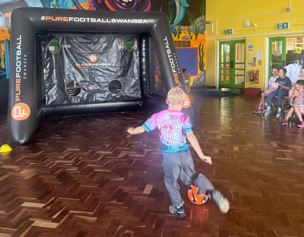 Sports Week Day 4: climbing Penyfan, a football shooting challenge, balloon drills, Kurling, walking up Kilvey Hill and the STF Sports Day races! #SportWeek2025