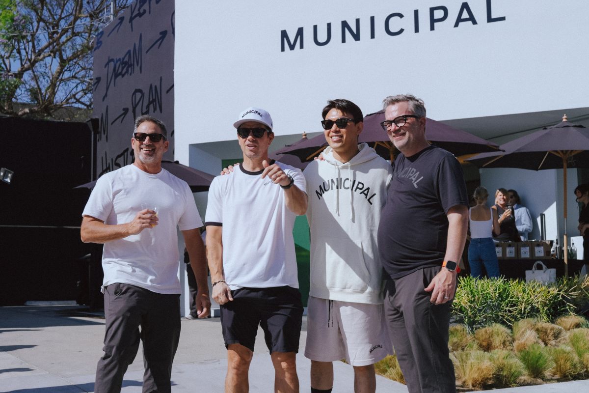 “I wasn’t looking to leave. I loved that job.”

So why did former Callaway VP <a href="/harryarnett/">Harry Arnett</a> walk away from the top of the golf world to start Municipal with <a href="/markwahlberg/">Mark Wahlberg</a>?

FULL STORY: todays-golfer.com/features/equip…