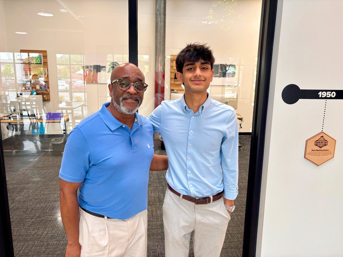 💬Collaborating for a Greener Chattanooga! The Sustainability Partners of Greater Chattanooga convened to discuss actionable steps toward a more sustainable future. We were honored to have Soham Punjani from the Mayor’s Youth Council join the conversation!🌎

 #GreenChattanooga