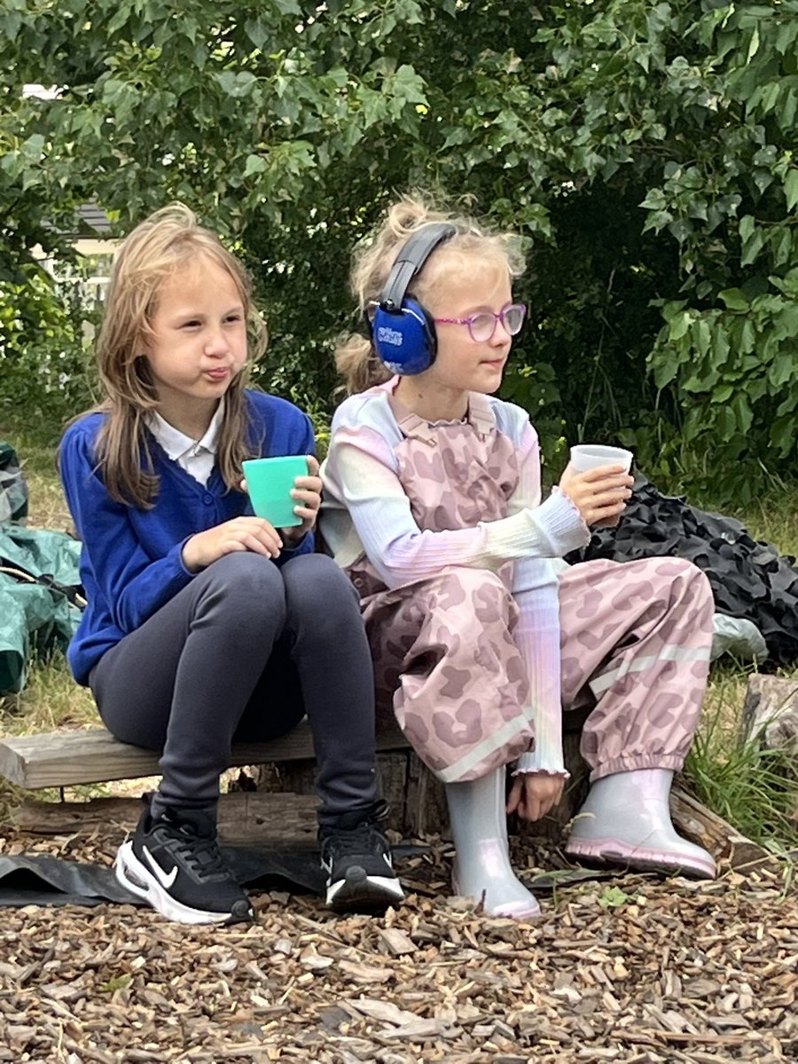 Samantha Hudson tweet media