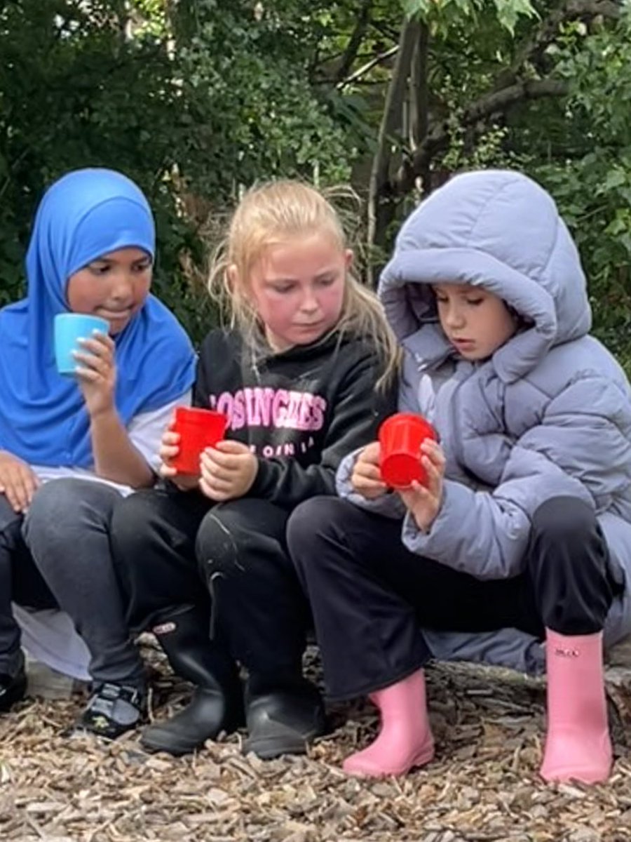 Samantha Hudson tweet media