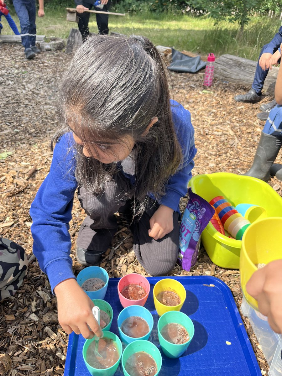 Samantha Hudson tweet media