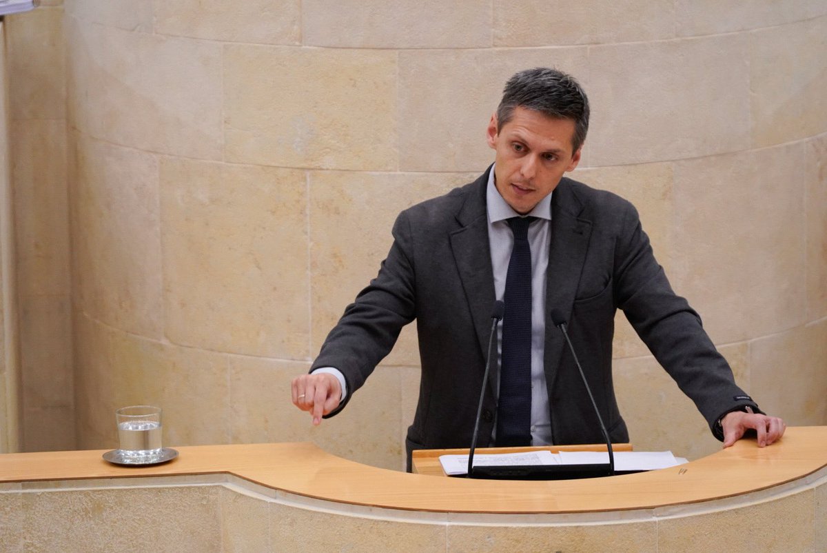 Interviene el portavoz del <a href="/PSOECantabria/">PSOE Cantabria</a> <a href="/MarioReocin/">Mario Iglesias</a> #DOPCantabria25