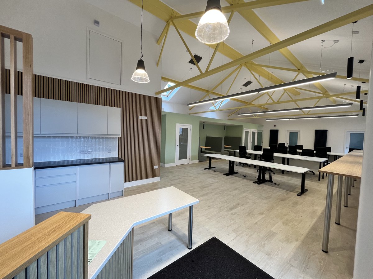 Building works on the new Tiverton Work Hub have now been completed, and an operator has been appointed to manage the space.

The Market Centre building has been transformed - offering co-working facilities and professional office space. 💻💼

middevon.gov.uk/operator-appoi…
