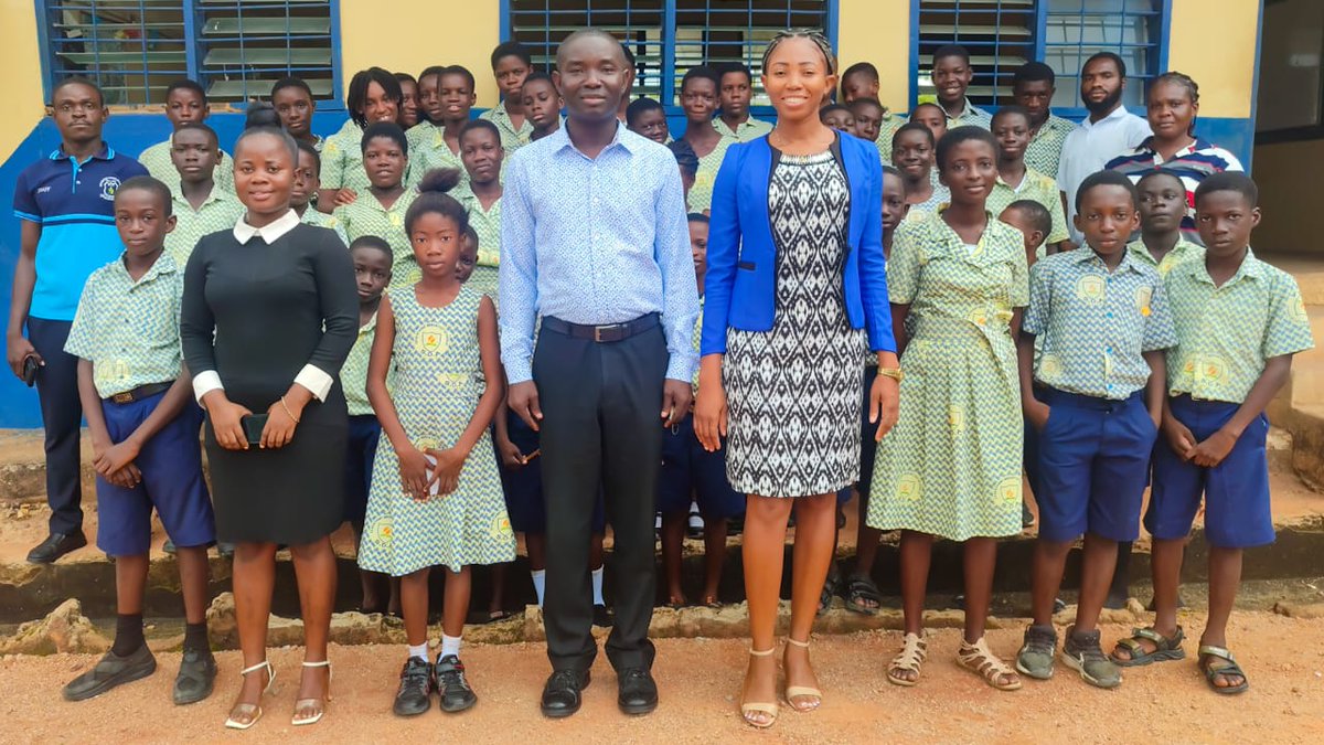 PeaceCouncilGH's tweet photo. Central Regional @PeaceCouncilGH in collaboration with the Adventist Preparatory School in #Ewim, Cape Coast, has launched a peace education initiative dubbed “Peaceful Coexistence in Diversity.” Held on 25th June 2025, the project aimed to instill foundational values of peace such as tolerance, forgiveness, and justice in school children. The engagement focused on helping pupils understand the importance of non-violent communication and equipping them to resolve disputes respectfully.

Dr. Charles Ohene Amoh, Regional Executive Secretary of CRPC, urged pupils to embrace peace from a young age, emphasizing that today’s children are tomorrow’s peacebuilders. Miss Barbara Mwinkom Yabom, Programmes Manager, encouraged students to listen and forgive, stressing that true strength lies in understanding others. The event brought together staff and pupils of the Adventist Preparatory School and reinforced the @PeaceCouncilGH role in nurturing a culture of peace in Ghana’s schools.

#PeaceBeginsWithYou #CRPC #PeaceEducation #Tolerance #Forgiveness #GhanaPeaceCouncil #SchoolEngagement #YouthForPeace