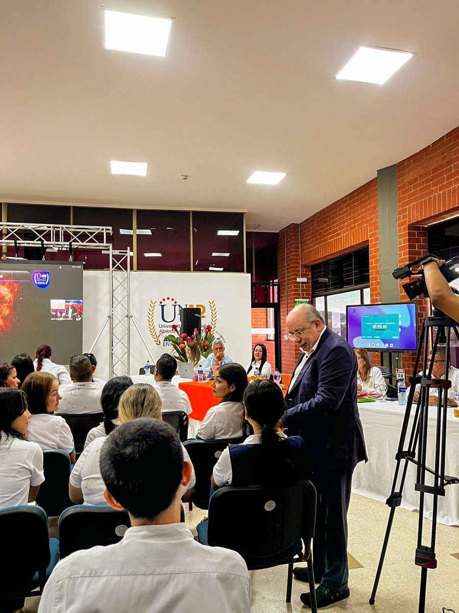 Carolina Calle tweet media