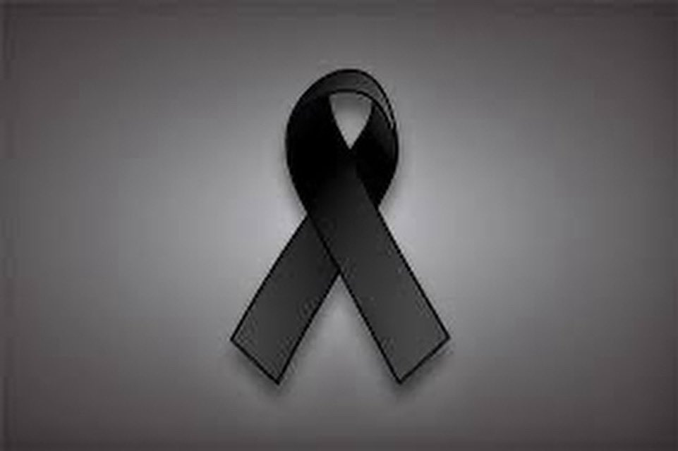 El Pleno del Ayuntamiento de Torremolinos ha guardado hoy un minuto de silencio por el fallecimiento de un compañero de la Policía Local. Todo nuestro cariño y apoyo a sus familiares y seres queridos. DEP
