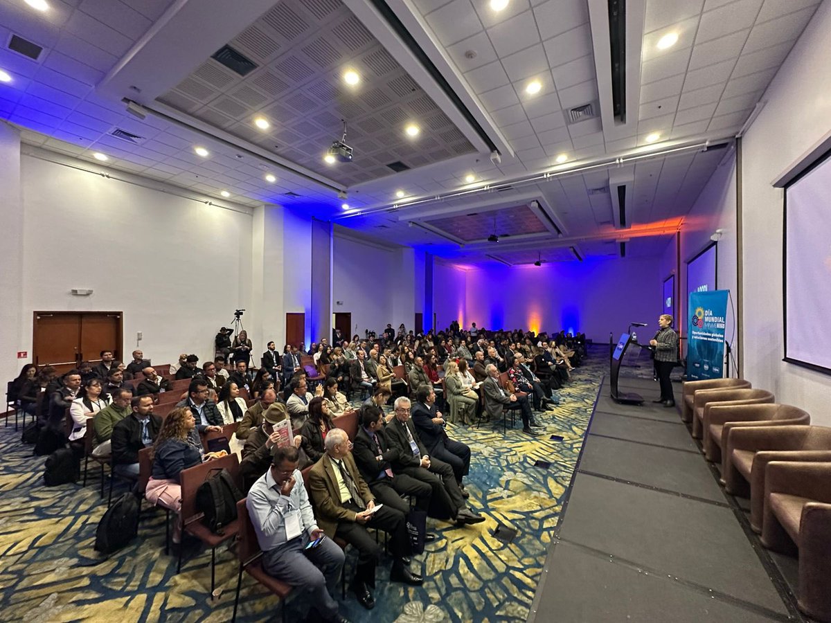 📍En el marco del Día Internacional de las MIPYMES, nuestra presidente de Junta Directiva Nacional, María Elena Ospina, participa en el evento organizado por ACOPI Bogota/Cundinamarca, un espacio de diálogo y conexión para fortalecer el papel de las MiPymes en Colombia.