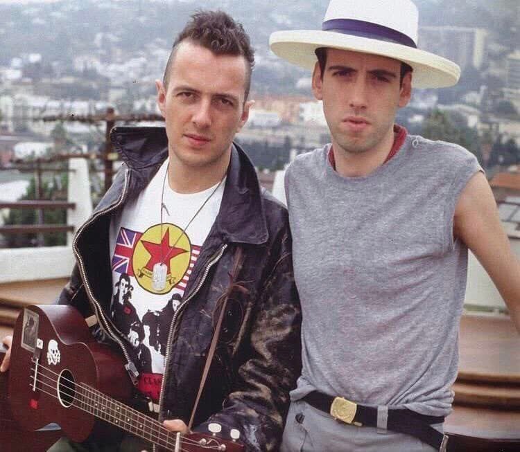 JoeStrummer's tweet image. Happy Birthday, Mick!
#TheClash
#MickJones
#JoeStrummer