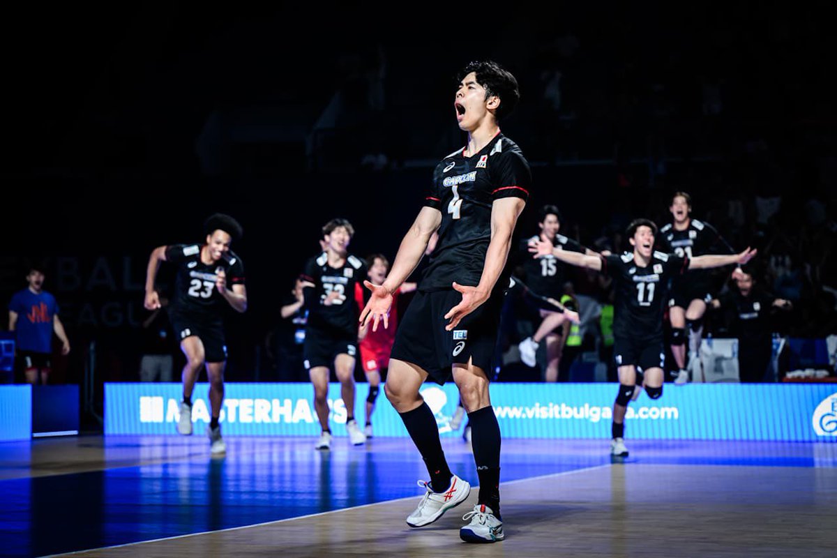 miyaurace's tweet photo. miyAURA 🤩

📸 volleyball world
#宮浦健人 https://t.co/kk1ByJFNXh
