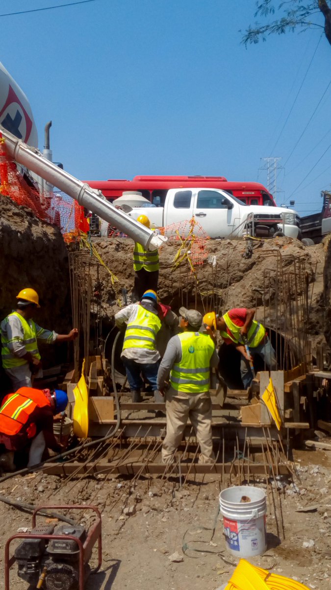 fc_consulconstr's tweet image. La sinergia de un equipo es lo que mueve cualquier gran proyecto🚧💪

📲Síguenos en nuestras redes para más contenido
IG: @fcconsultoriayconstruccion
FB: F&amp;amp;C Consultoría y Construcción

#TeamWorkMakesTheDreamWork #Engineering #ConstructingSustainableFuture #workinprogress #Jueves