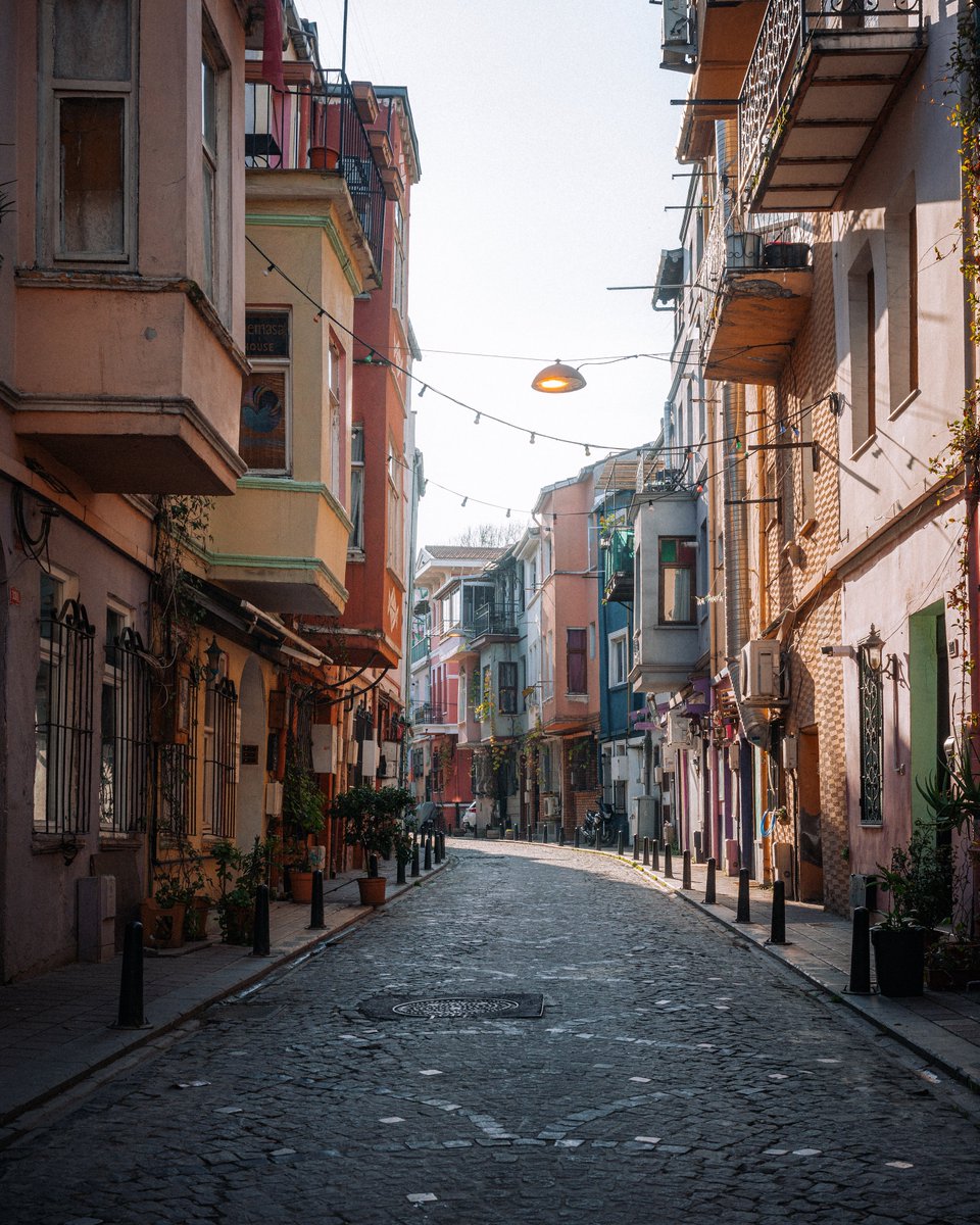 Exploring the streets of Istanbul