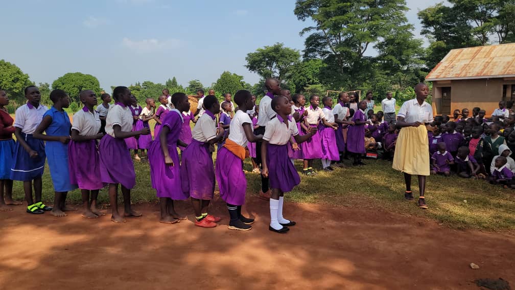 CHAINUganda's tweet photo. Today we have engaged the pupils in Kamira and Kikyusa on malaria prevention using music, dance and drama. Children have showcased innovative ways of creating awareness about malaria using poems, skits and songs. #PfizerFoundation #GHIG https://t.co/kwUx3B40wB