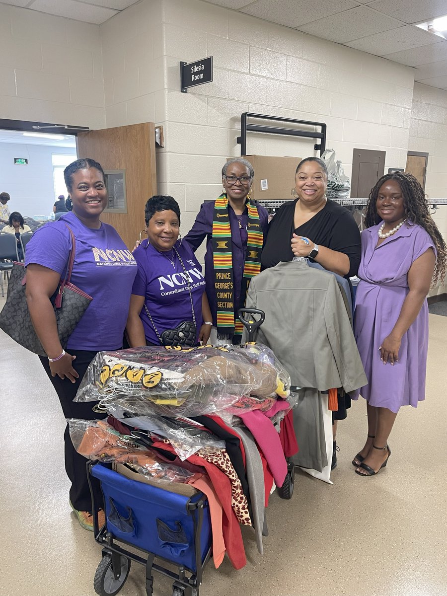 A heartfelt THANK YOU to the PG County Section of NCNW for donating professional clothing, shoes, accessories &amp; toiletries to support Suited for Change!

Your generosity empowers women on their path to economic independence. 📷

#SuitedForChange #NCNW #PGCountyNCNW #EmpowerWomen