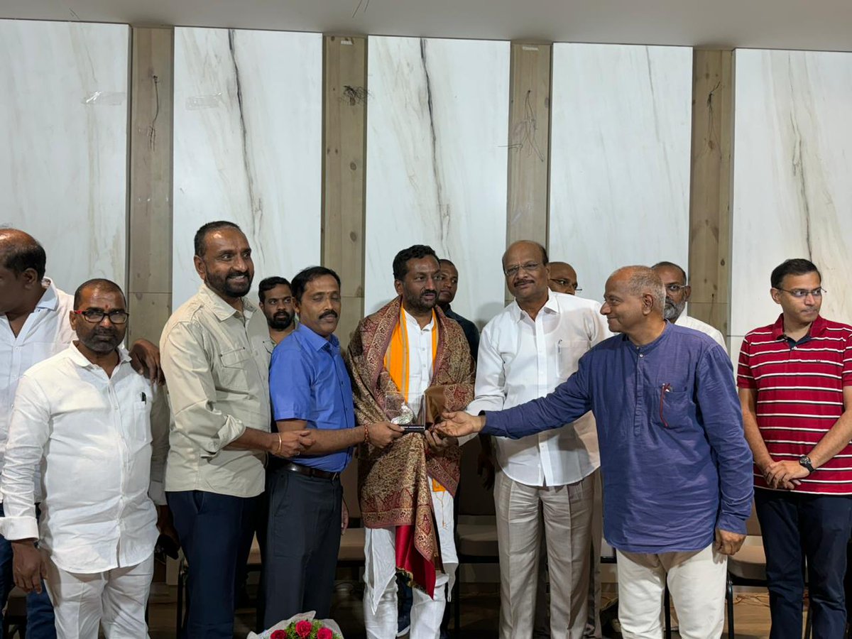 Tellapur Neighborhood Association - TeNA (@tellapurn) on Twitter photo Congratulations to <a href="/RaghunandanraoM/">Raghunandan Rao Madhavaneni</a> garu on completing 1 year as MP, Medak! Grateful for your support to Tellapur: Post Office allotment, MPLADS funds, ROB progress, more MMTS trains & continuous efforts for water supply, substation & RR30Ext. Thank you for standing with us! Congratulations to <a href="/RaghunandanraoM/">Raghunandan Rao Madhavaneni</a> garu on completing 1 year as MP, Medak! Grateful for your support to Tellapur: Post Office allotment, MPLADS funds, ROB progress, more MMTS trains & continuous efforts for water supply, substation & RR30Ext. Thank you for standing with us!