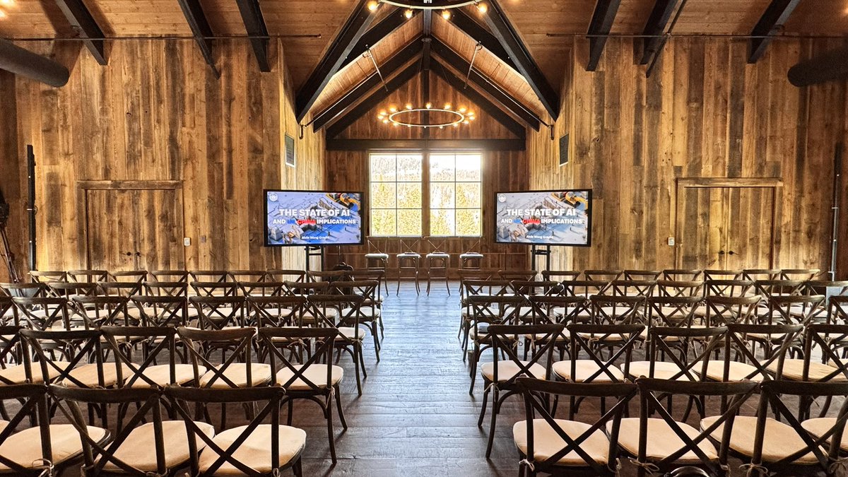 AGraylin's tweet image. Three amazing days in #Montana at the Big Barn Dialogues on U.S.-China relations! 🇺🇸🇨🇳 Great people, great conversations and great communion with #nature! 🏔️