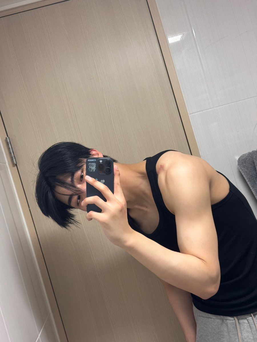 dream00660's tweet photo. 어머어뜩해 여보!!!!!!!!!!!!!!!!!!!!서방님!!!!!!!!!!!!!! https://t.co/Z9E64SCAma