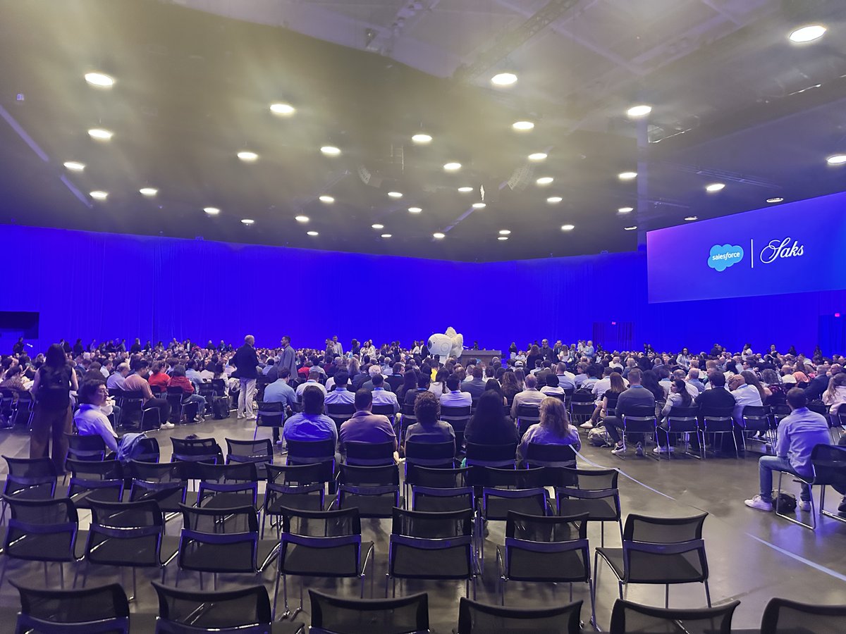 ceptessoftware's tweet photo. We’re here at Agentforce World Tour, Boston! ⚡
From keynotes to bold talks on AI, digital labor & customer success — it’s all happening.
Let’s connect! Find us at the campground or DM to meet.
#Agentforce #WorldTourBoston #AI #DigitalLabor #Salesforce https://t.co/UAvuUtD4lZ