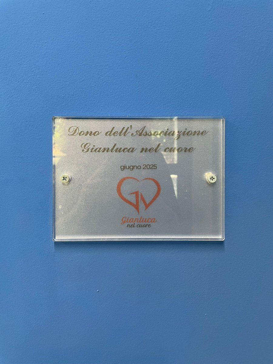 Università degli Studi di Brescia (@unibs_official) on Twitter photo L’Ass. Gianluca nel cuore dona a UniBs un defibrillatore semiautomatico (DAE), instalato presso Porta Pile. Una donazione significativa da parte dell’Associazione, fondata dai genitori dello studente #unibs Gianluca Notarnicola, scomparso nel 2011 a causa di un arresto cardiaco. L’Ass. Gianluca nel cuore dona a UniBs un defibrillatore semiautomatico (DAE), instalato presso Porta Pile. Una donazione significativa da parte dell’Associazione, fondata dai genitori dello studente #unibs Gianluca Notarnicola, scomparso nel 2011 a causa di un arresto cardiaco.