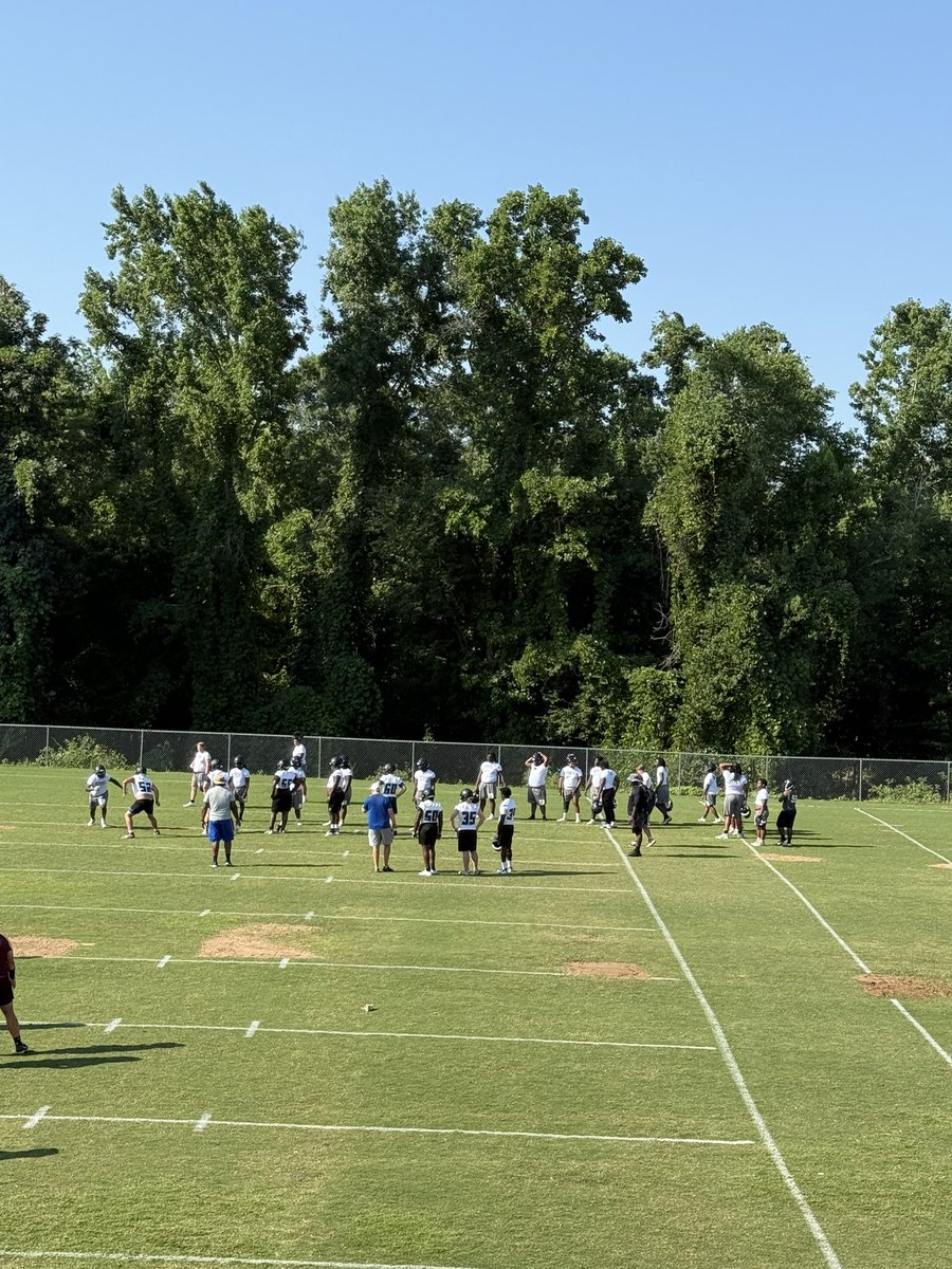 BSNSPORTS_SC's tweet image. Great work this morning at @WoodruffFB OL/DL 7v7 11v11. @ghseagles_fb @NSFootball96 @NewberryHS_FB @JLMannFB @EaglesofEHS