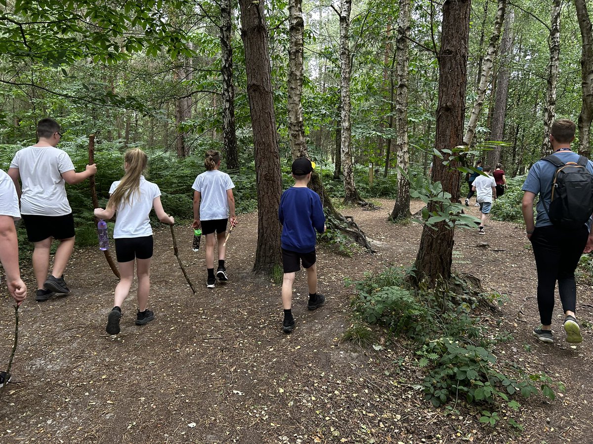 Norbridge_PE's tweet image. Nothing beats a walk in the forest and finding all the best sticks… PE isn’t just about sports, it’s about how moving and being healthy supports our happiness and wellbeing too 🪵🌲