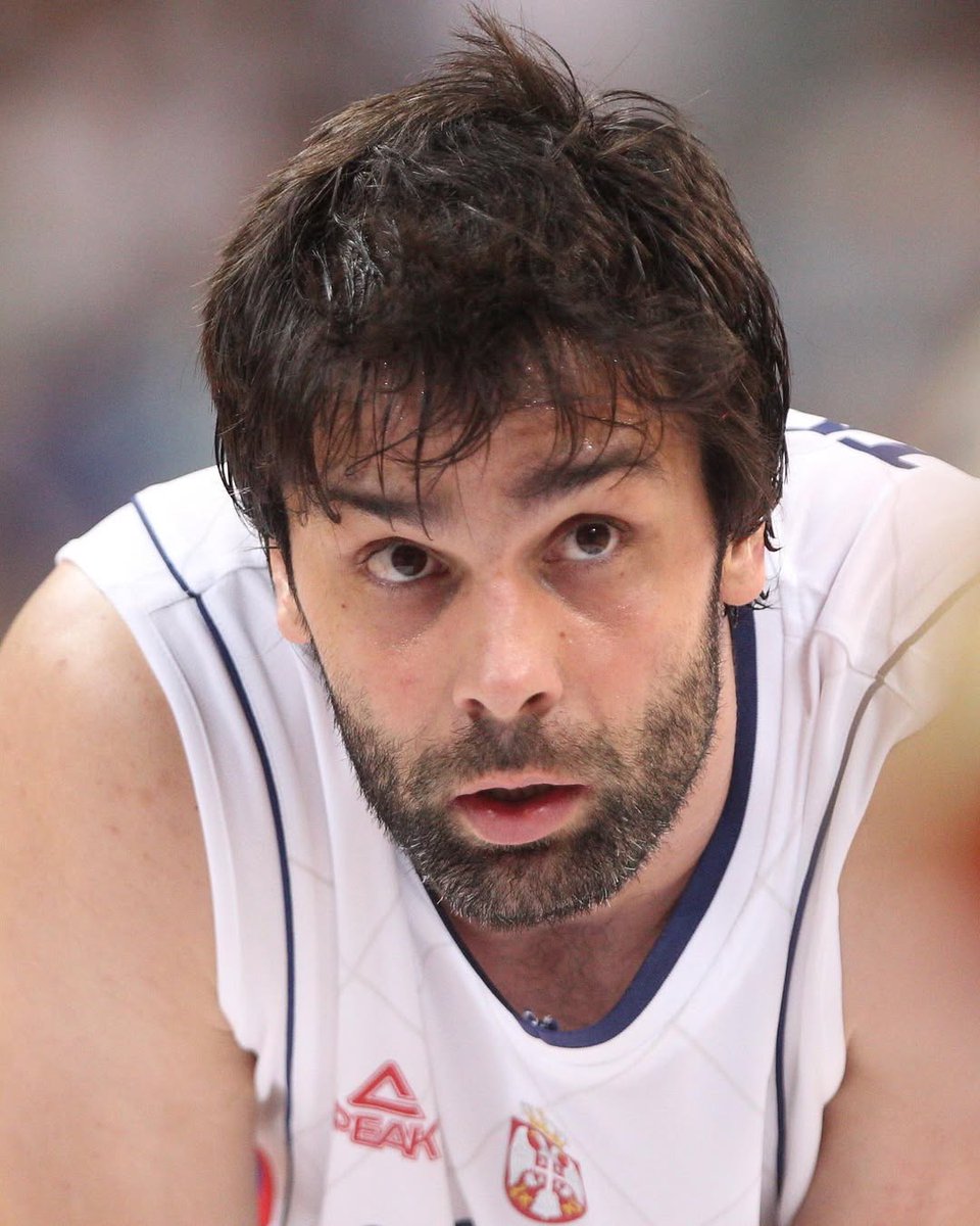 One of the most influential point guards ever in Europe, Milos Teodosic 🇷🇸 announces his retirement from basketball after a legendary career:  

🥈 EuroBasket (2009) 
🥈 FIBA Basketball World Cup (2014) 
🥈 Olympic Games (2016) 
🏅 FIBA Europe Player of the Year (2010)